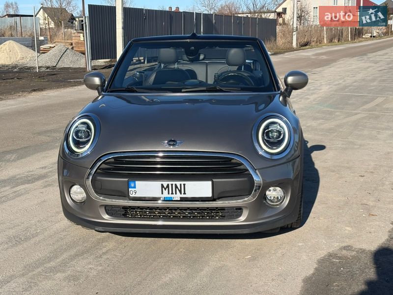 Кабриолет MINI Convertible 2019 в Гостомеле