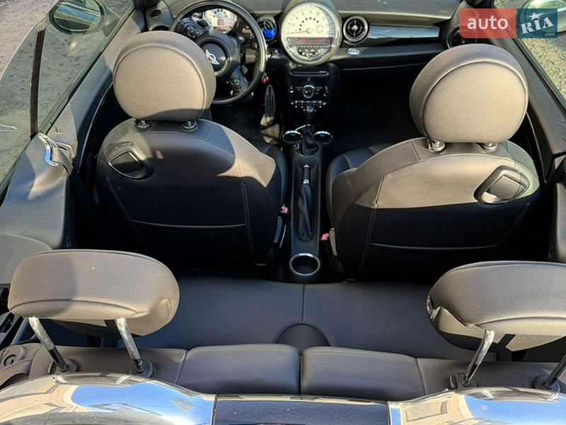 Кабриолет MINI Convertible 2013 в Ужгороде