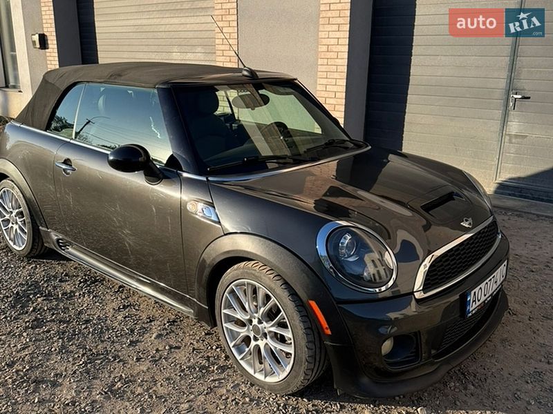 Кабриолет MINI Convertible 2013 в Ужгороде