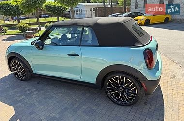 Кабріолет MINI Convertible 2024 в Києві фото 16 Кабріолет MINI Convertible 2024 в Києві