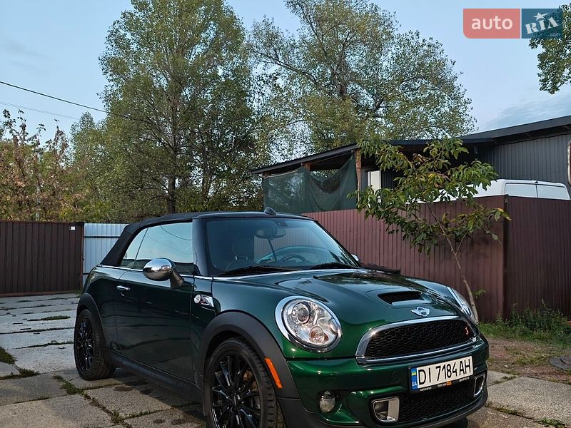 MINI Convertible 2011