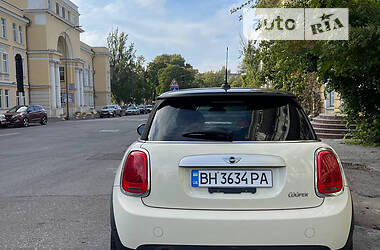Хэтчбек MINI Cooper 2014 в Одессе