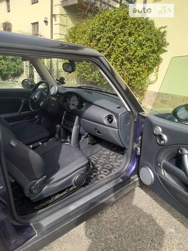 Хэтчбек MINI Cooper 2005 в Киеве