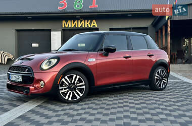 Хэтчбек MINI Cooper 2020 в 