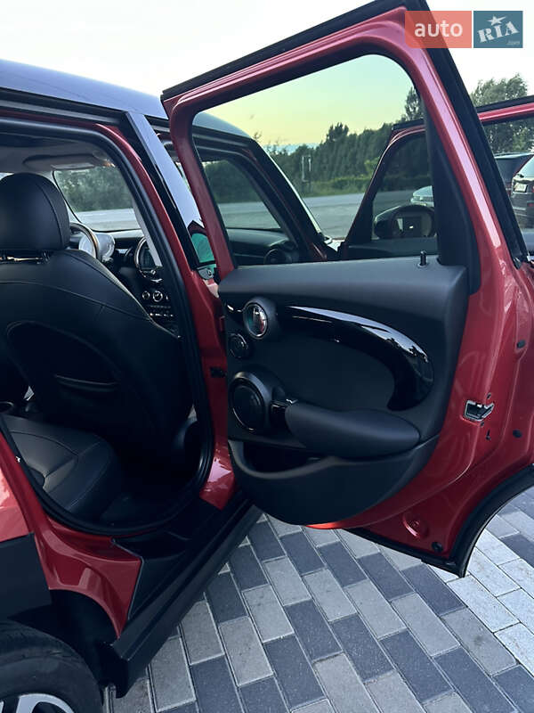 Хетчбек MINI Cooper 2020 в Києві фото 22 Хетчбек MINI Cooper 2020 в Києві