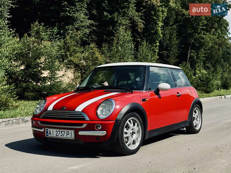 Хэтчбек MINI Cooper 2004 в Луцке