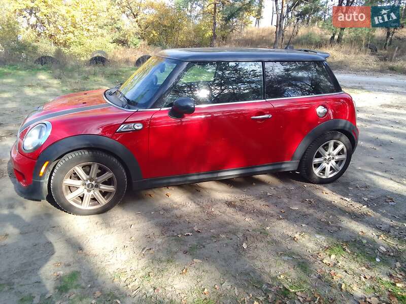 Хэтчбек MINI Cooper 2013 в Киеве