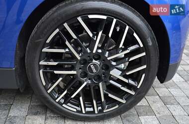 Хетчбек MINI Cooper 2024 в 