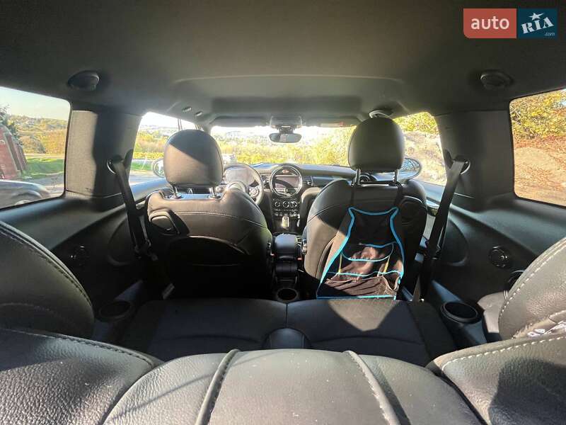 Хэтчбек MINI Cooper 2020 в Львове