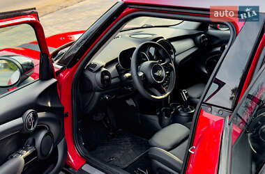 Хэтчбек MINI Cooper 2023 в 