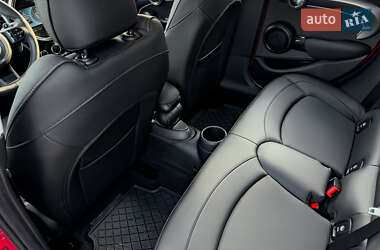 Хэтчбек MINI Cooper 2023 в 