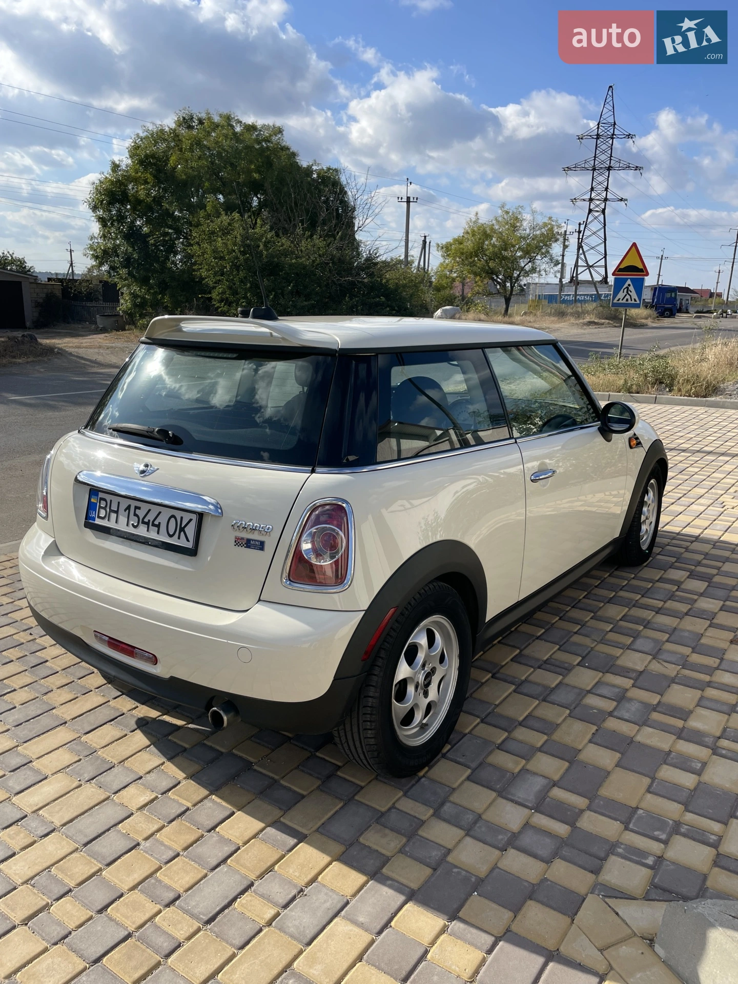 2012 MINI Cooper - мініатюра 2