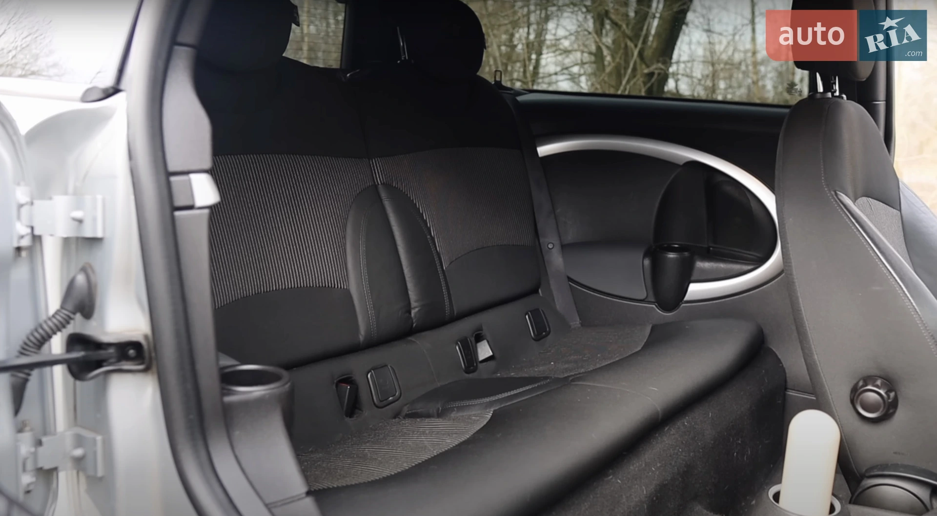 2010 MINI Cooper - мініатюра 6