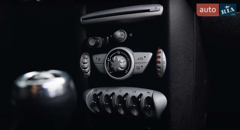 Універсал MINI Cooper 2010 в Києві фото 25 Універсал MINI Cooper 2010 в Києві