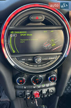 Хэтчбек MINI Cooper 2014 в Киеве