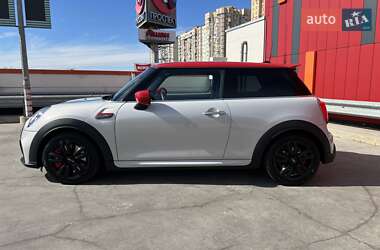Хэтчбек MINI Cooper 2022 в 
