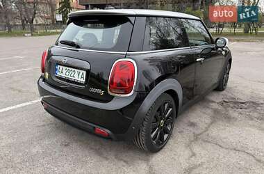 Хэтчбек MINI Cooper 2021 в 