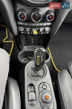 Хэтчбек MINI Cooper 2021 в 