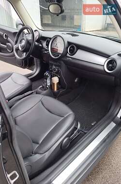 Хэтчбек MINI Cooper 2012 в 