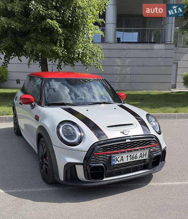 Хэтчбек MINI Cooper 2021 в Киеве