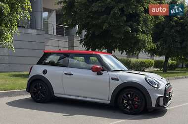 Хэтчбек MINI Cooper 2021 в 