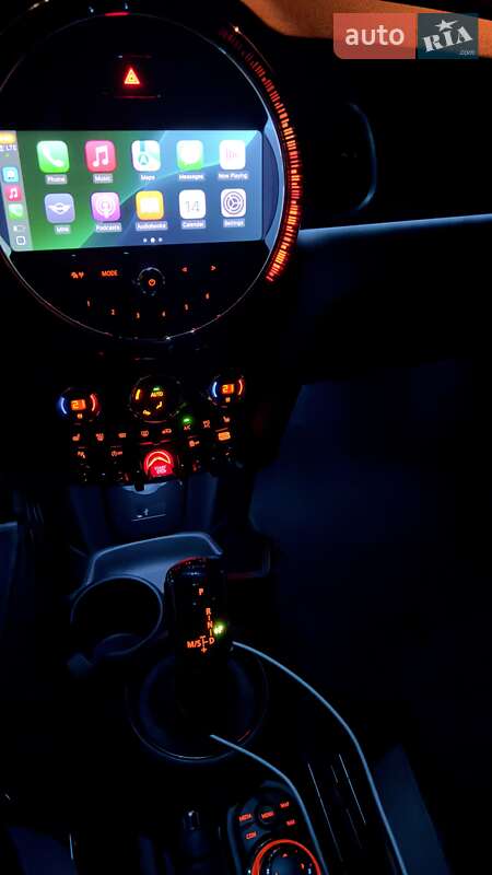 Хэтчбек MINI Cooper 2021 в Киеве