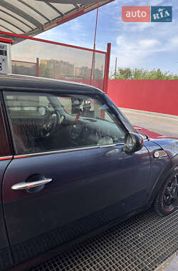 Хэтчбек MINI Cooper 2009 в 