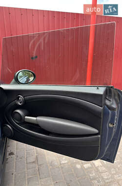 Хэтчбек MINI Cooper 2009 в 