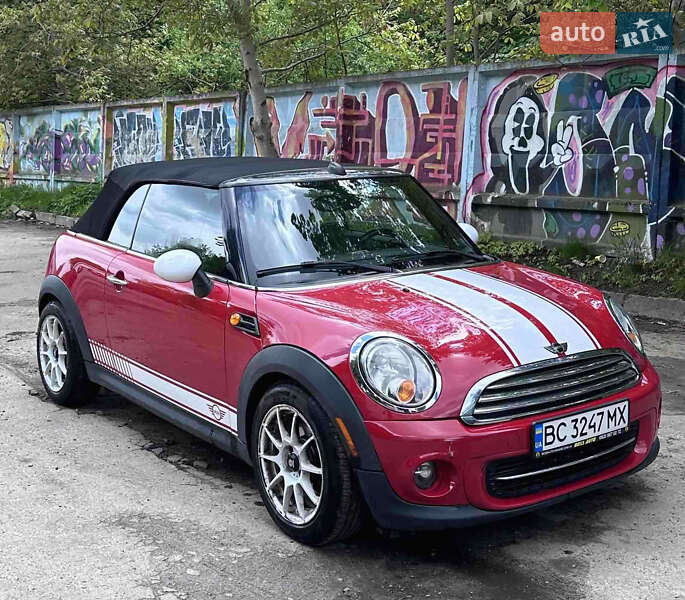 Хэтчбек MINI Cooper 2013 в 