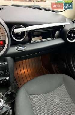 Хэтчбек MINI Cooper 2012 в 