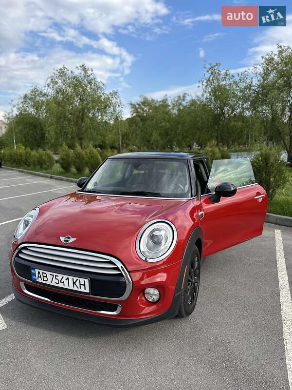 Хэтчбек MINI Cooper 2014 в Виннице
