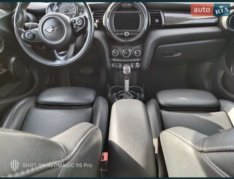 Хэтчбек MINI Cooper 2018 в Киеве