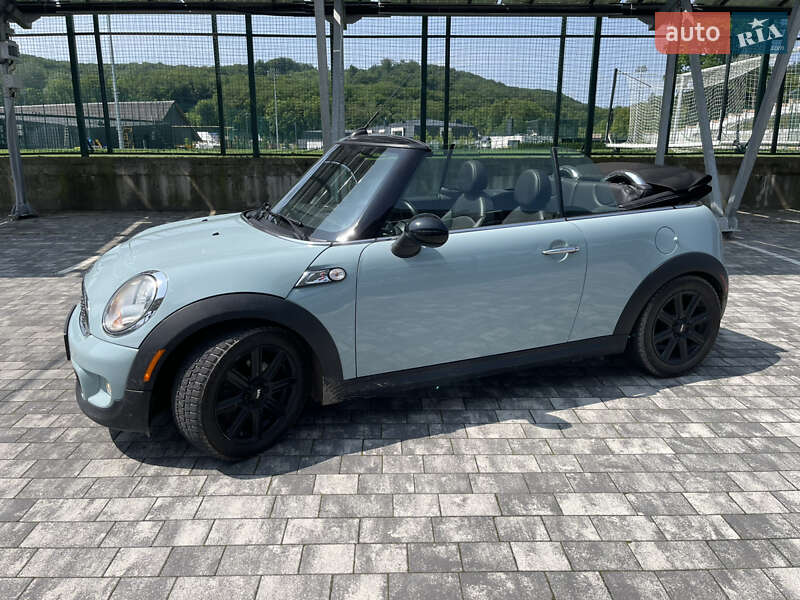 Хэтчбек MINI Cooper 2013 в Львове