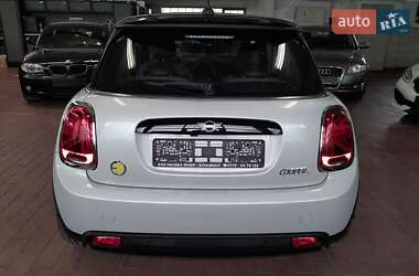 Хэтчбек MINI Cooper 2021 в 