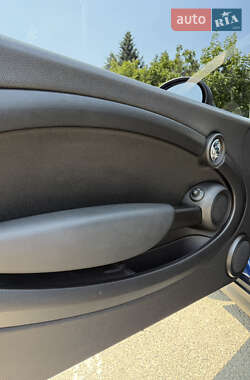 Хэтчбек MINI Cooper 2012 в 