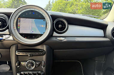 Хэтчбек MINI Cooper 2012 в 