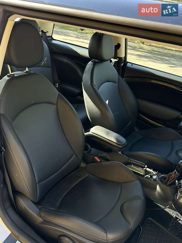 Хетчбек MINI Cooper 2012 в Миколаєві