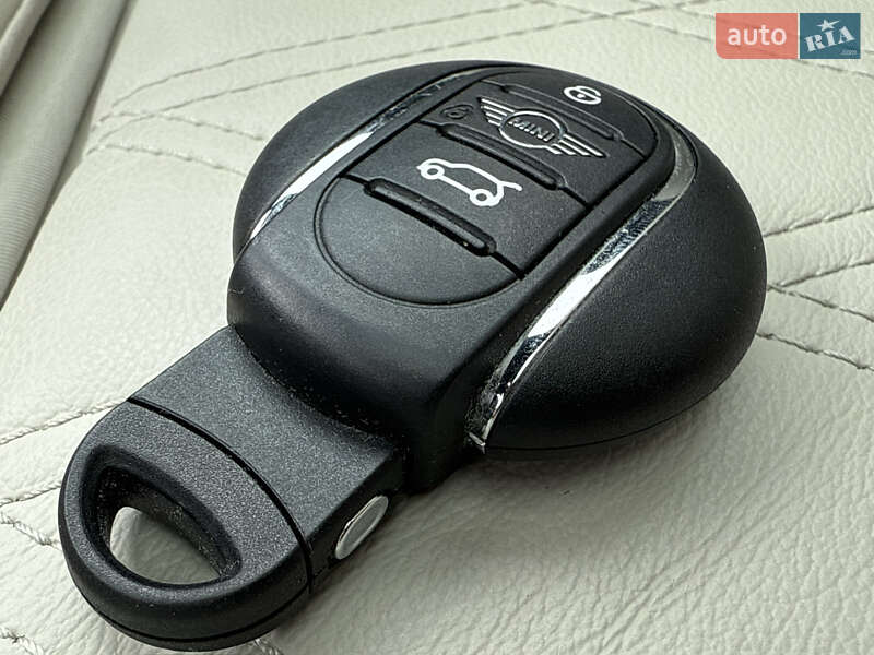 Хэтчбек MINI Cooper 2023 в Черновцах