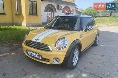 Хетчбек MINI Cooper 2007 в 
