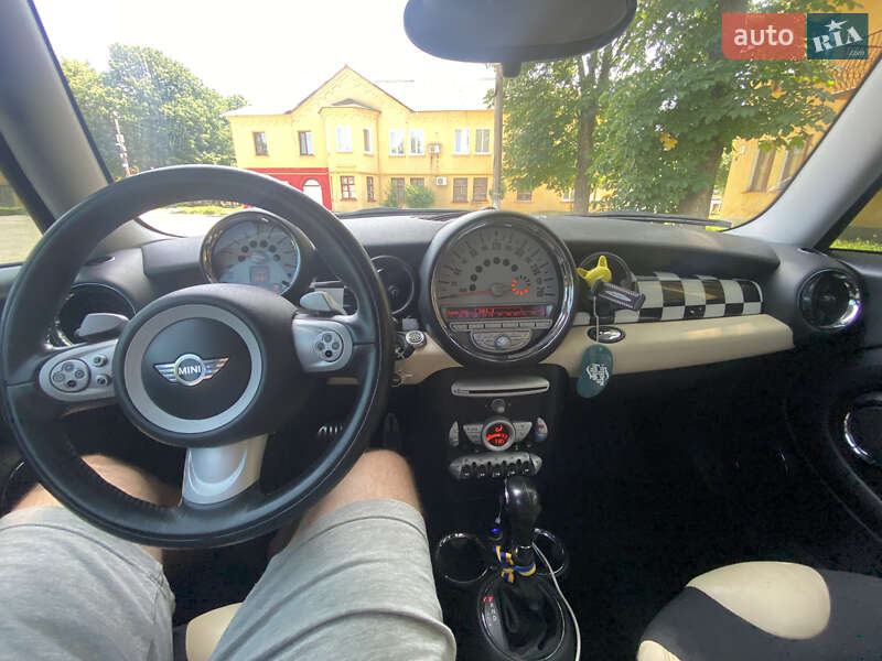 Хэтчбек MINI Cooper 2007 в Звенигородке