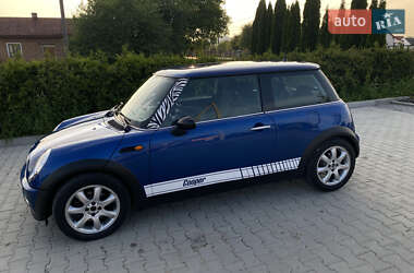 Хетчбек MINI Cooper 2002 в 