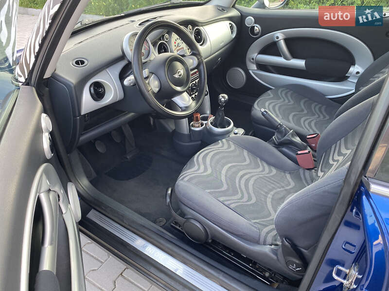 Хетчбек MINI Cooper 2002 в Винниках