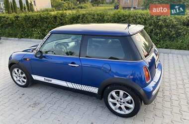 Хетчбек MINI Cooper 2002 в 