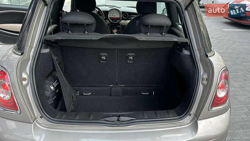 Хэтчбек MINI Cooper 2012 в Полтаве