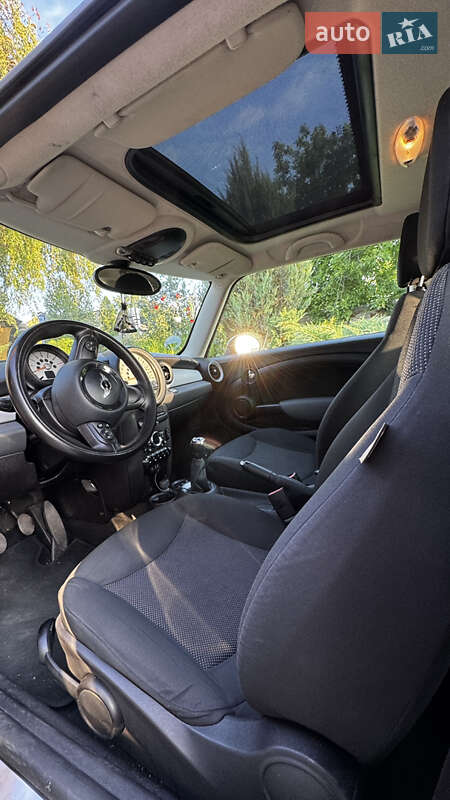 Хэтчбек MINI Cooper 2011 в Одессе
