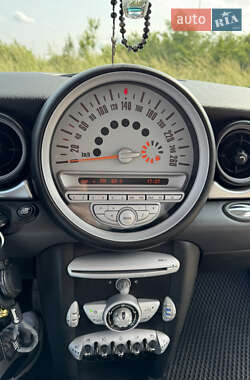 Хэтчбек MINI Cooper 2009 в 
