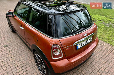 Хэтчбек MINI Cooper 2011 в 