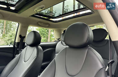 Хэтчбек MINI Cooper 2011 в 