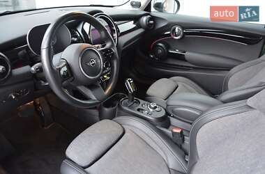 Хэтчбек MINI Cooper 2023 в 