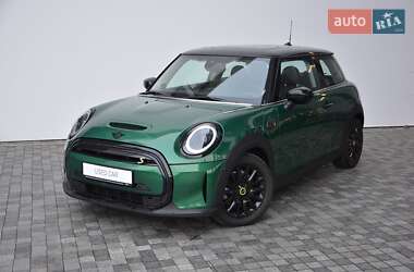 Хэтчбек MINI Cooper 2023 в Киеве